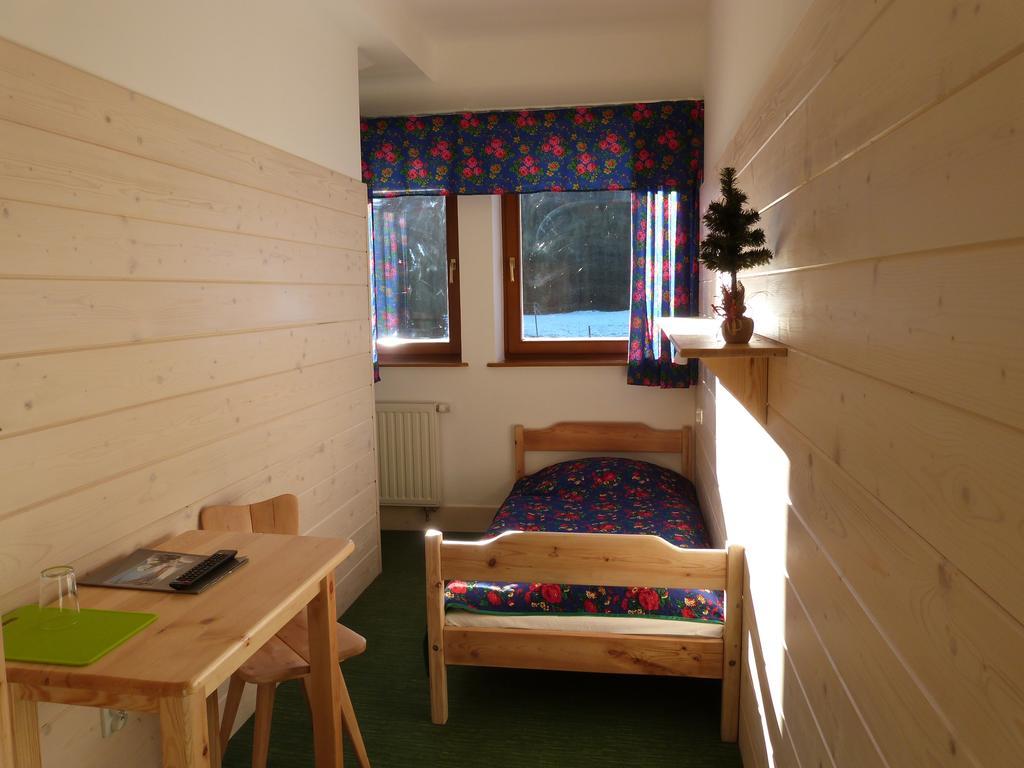 Single Room with Private Bathroom,464617062:JPEG