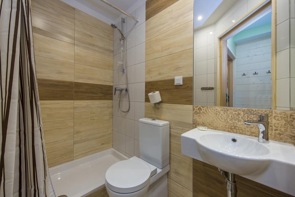 Single Room Private Bathroom